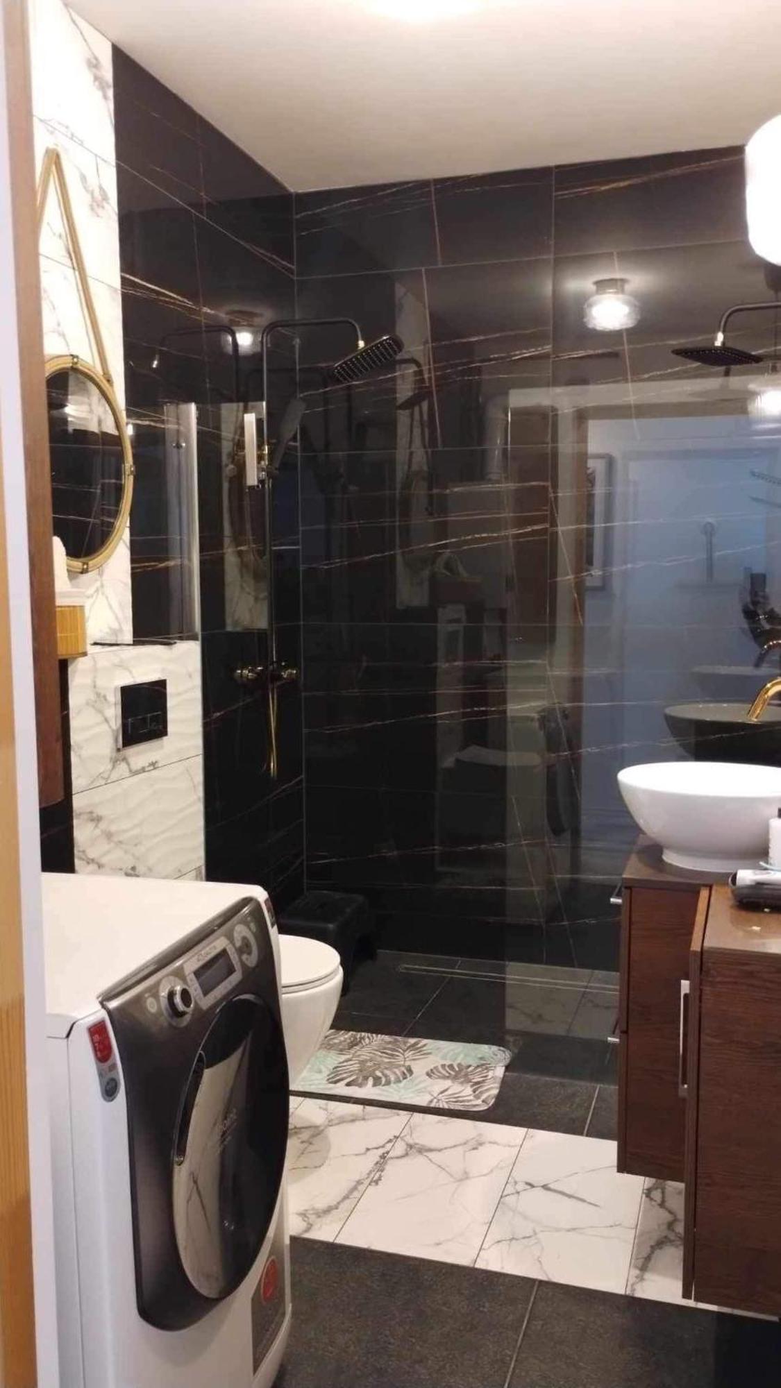Przestronne 2 Oddzielne Sypialnie Caly W Spokojnej Dzielnicy Apartment *